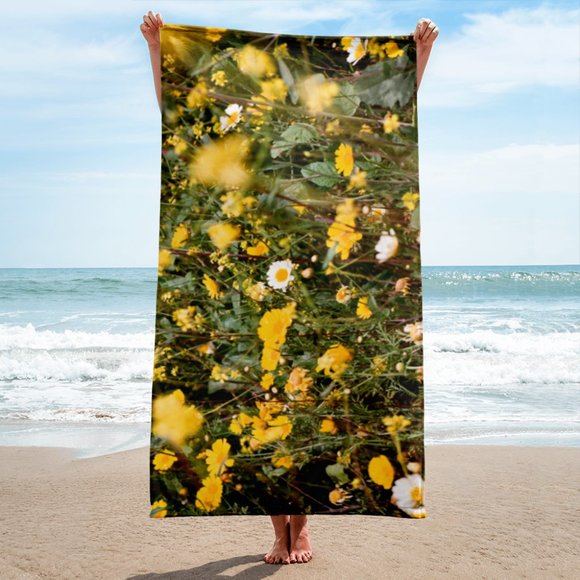 Super Bloom Film Print Oversized Towel - Picture 4 of 4